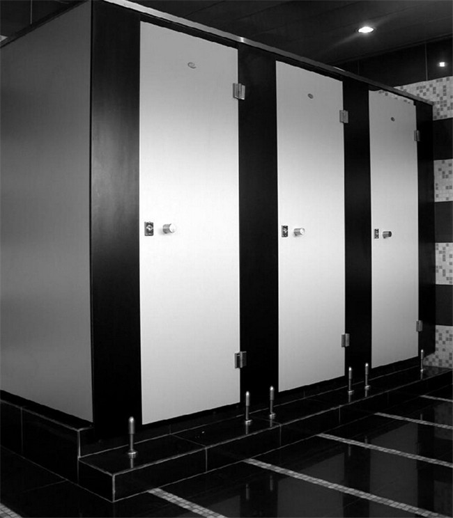 KTV公共卫生间隔断效果图